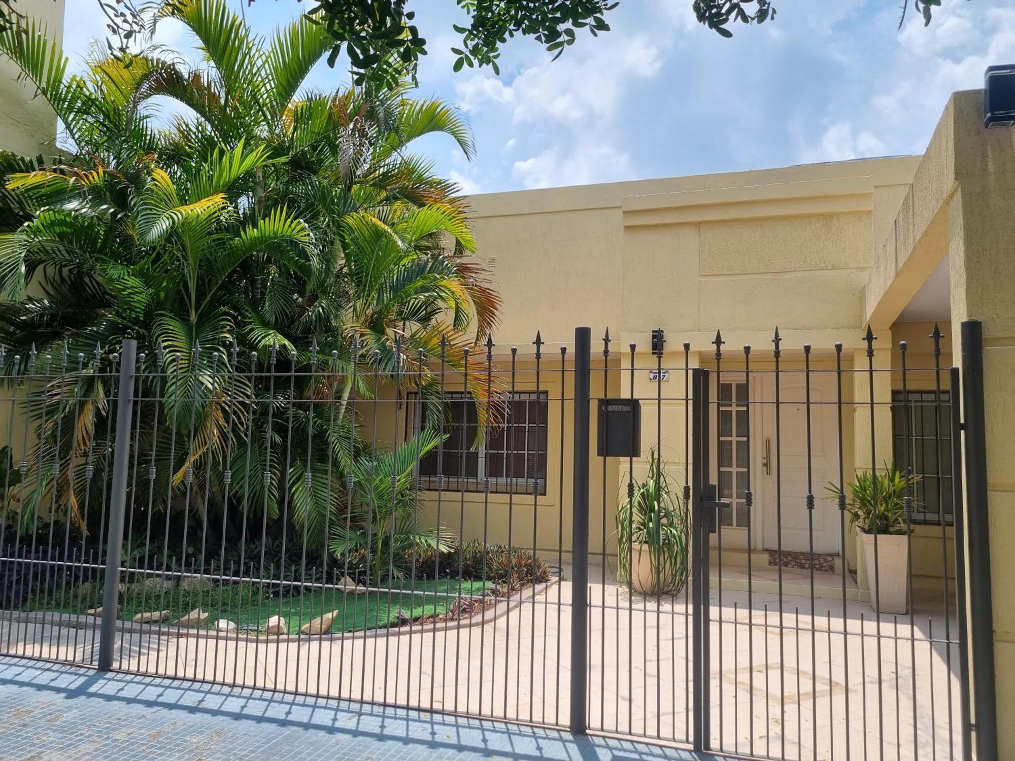 Apartamento ESPECTACULAR CASONA BOUTIQUE con pileta y gym!! hasta 5 huéspedes Roque Sáenz Peña Exterior foto