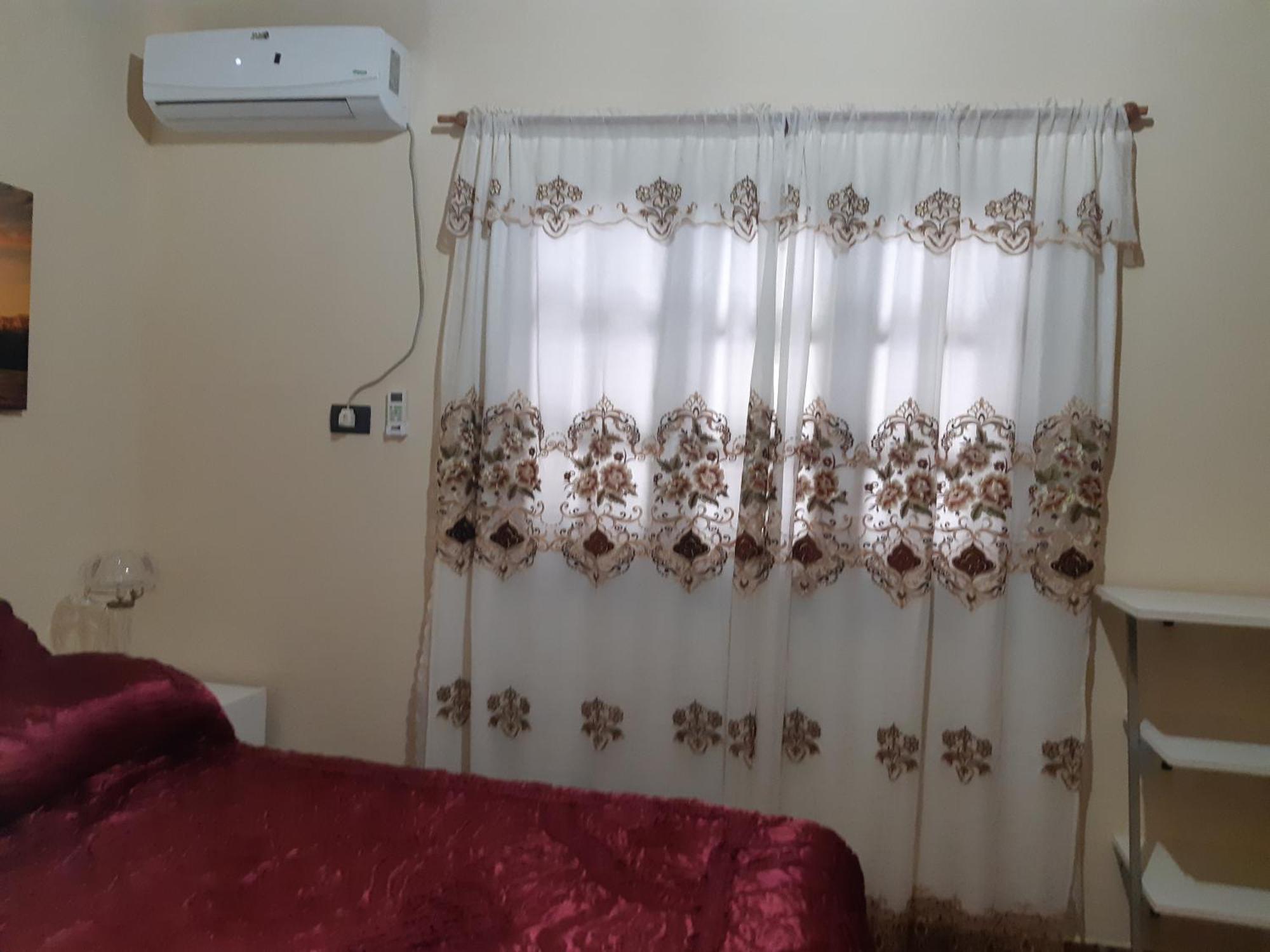 Apartamento ESPECTACULAR CASONA BOUTIQUE con pileta y gym!! hasta 5 huéspedes Roque Sáenz Peña Habitación foto